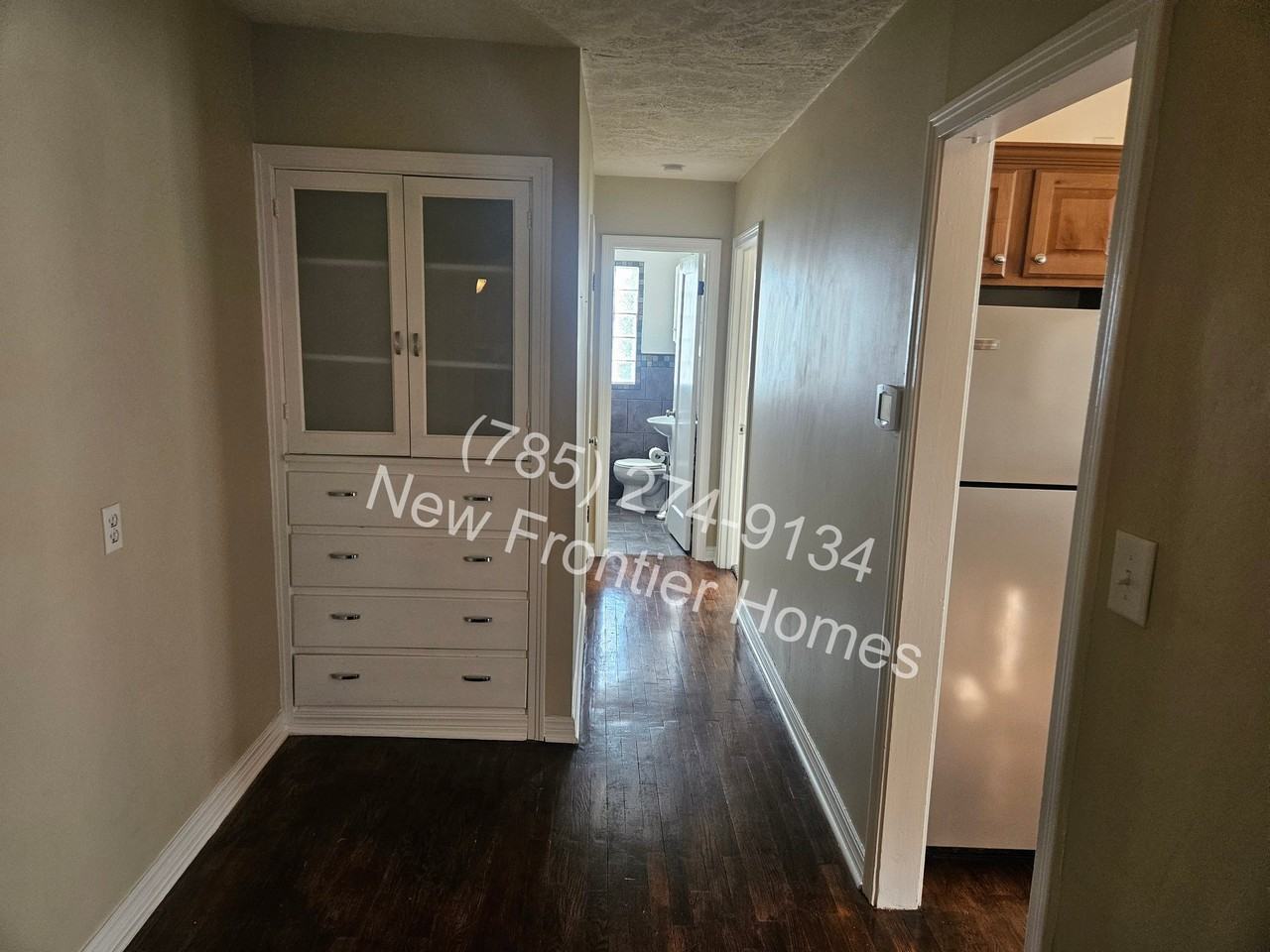 859 S 10th St - Photo 7 of 19