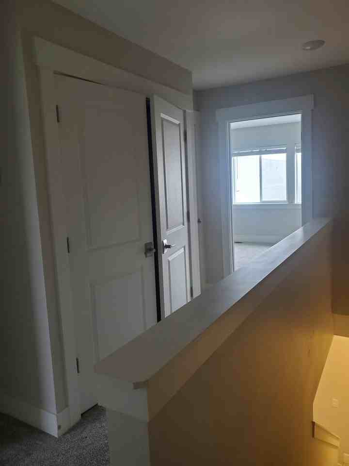 301 River Park Ave #101 - Photo 2 of 14