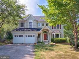 featured image of 214 W Locust St