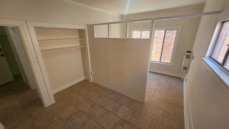 239 W 25th St #6 - Photo 6 of 17