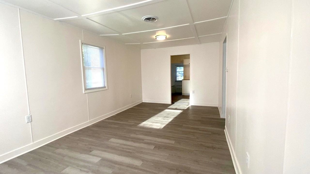51796 Country Ct - Photo 3 of 20