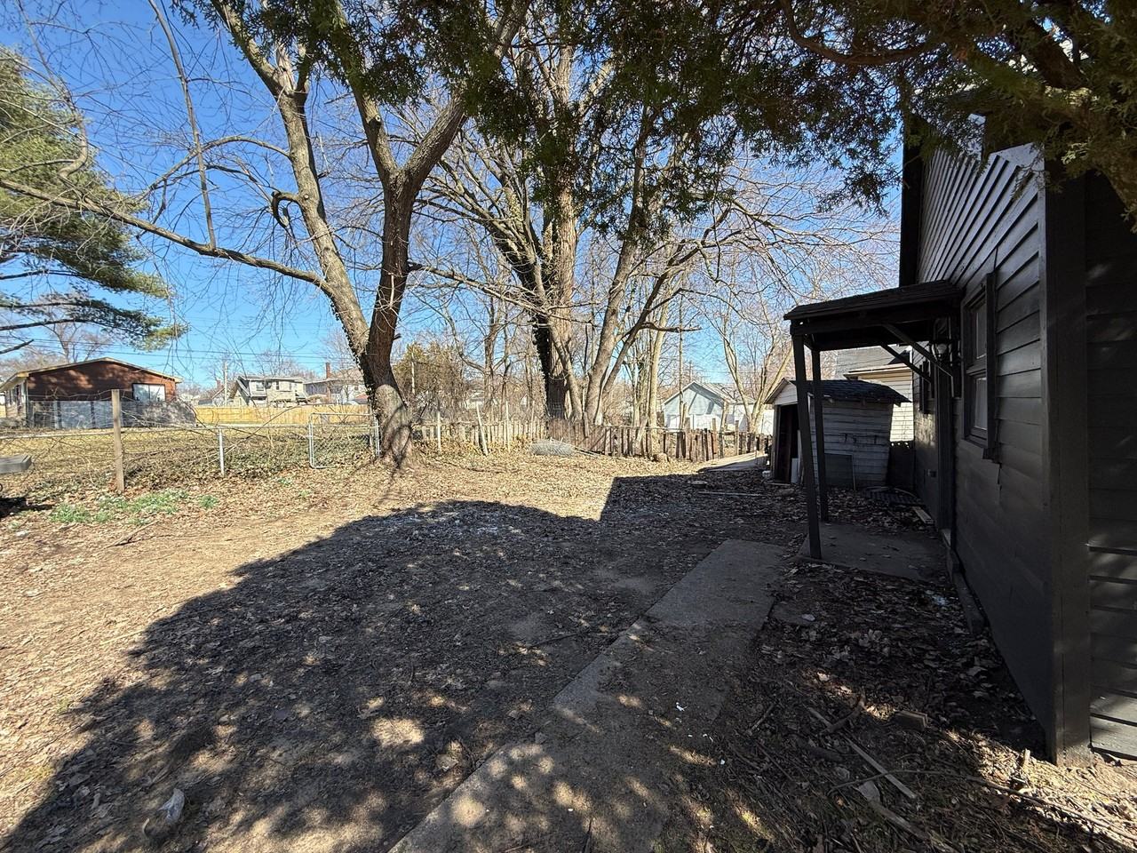 400 Aspenwald Ave - Photo 2 of 14