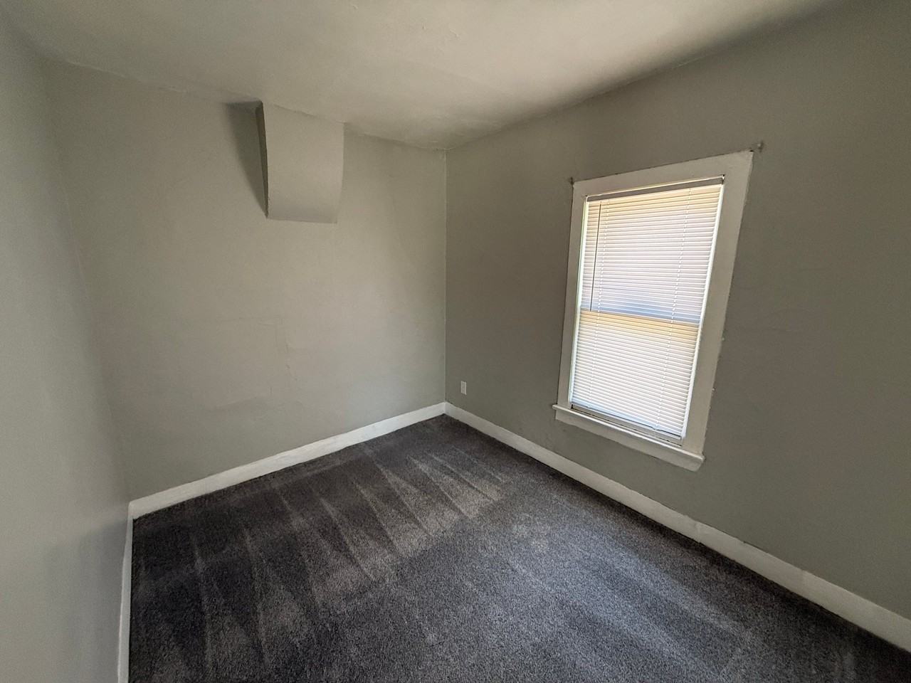 400 Aspenwald Ave - Photo 5 of 14