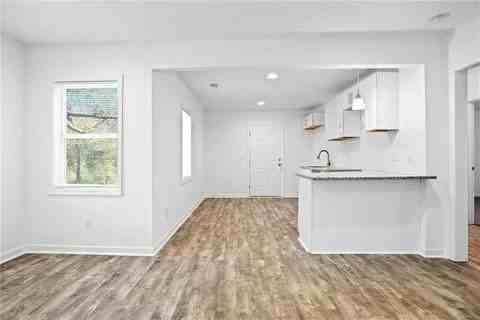 1311 Campbellton Rd Sw #1311 - Photo 3 of 8