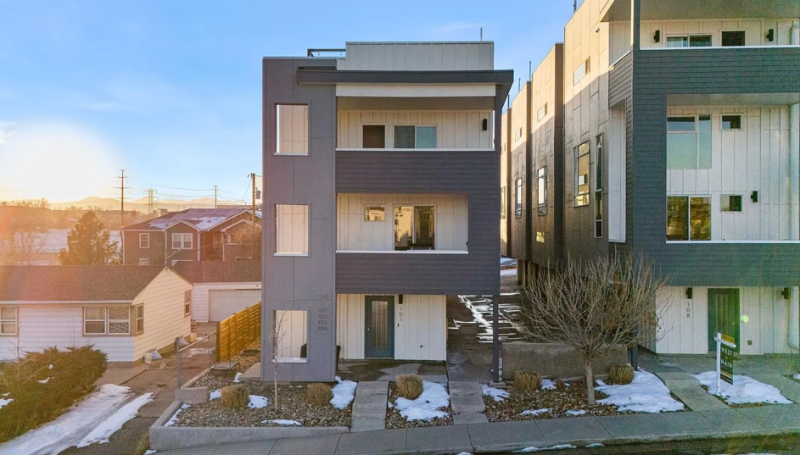 1245 Utica St #103 - Photo 4 of 20