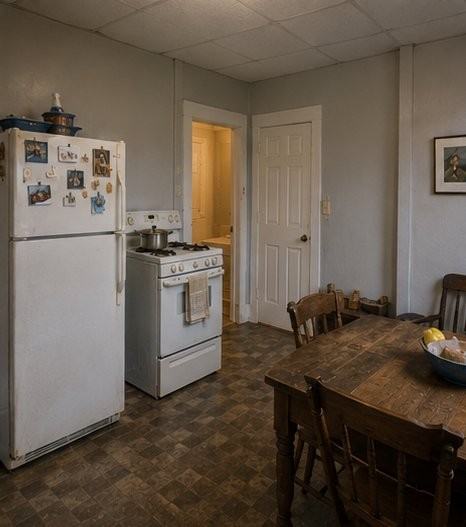 68 Birch St #1R - Photo 3 of 6