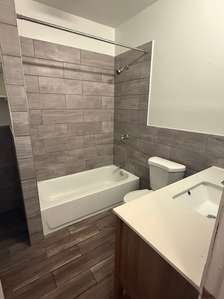 1729 N 33rd St #1 - Photo 4 of 6