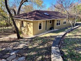 921 E Rodgers Dr - Photo 1 of 1