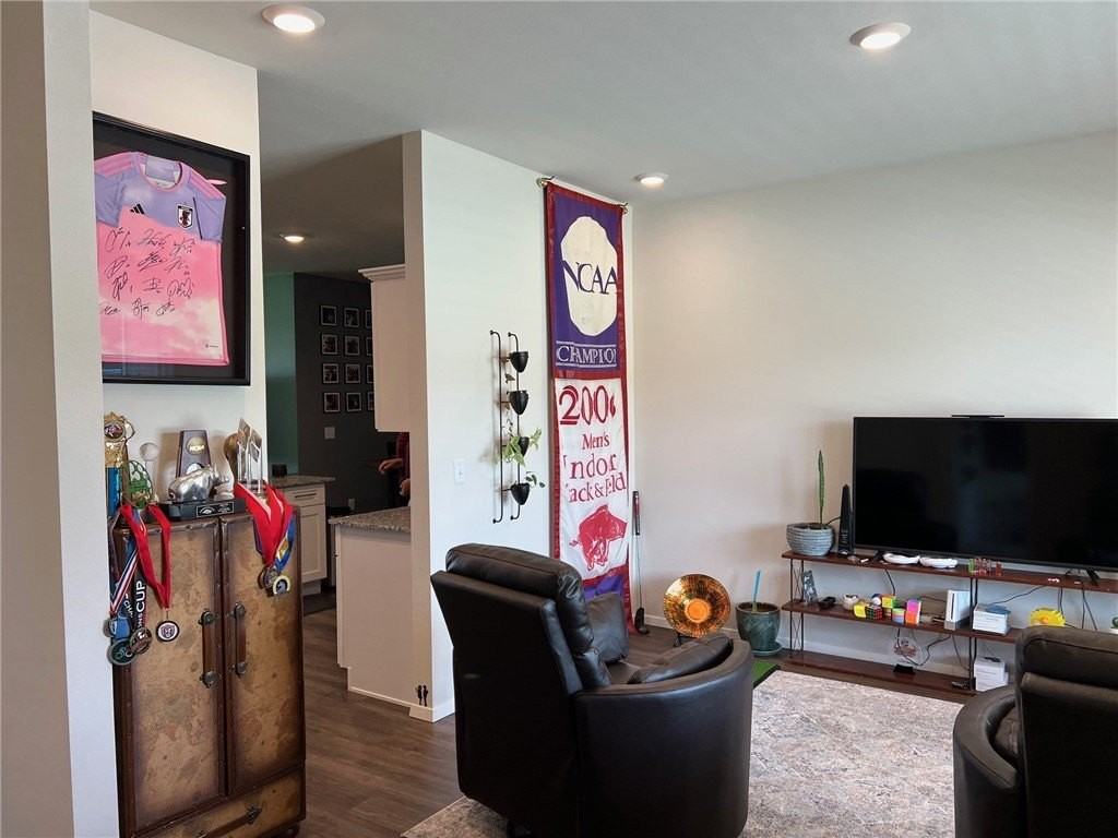 2960 W Mclaren Dr - Photo 3 of 25