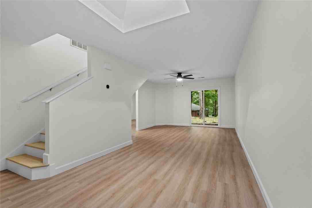 2066 N Kantz Ln - Photo 3 of 35