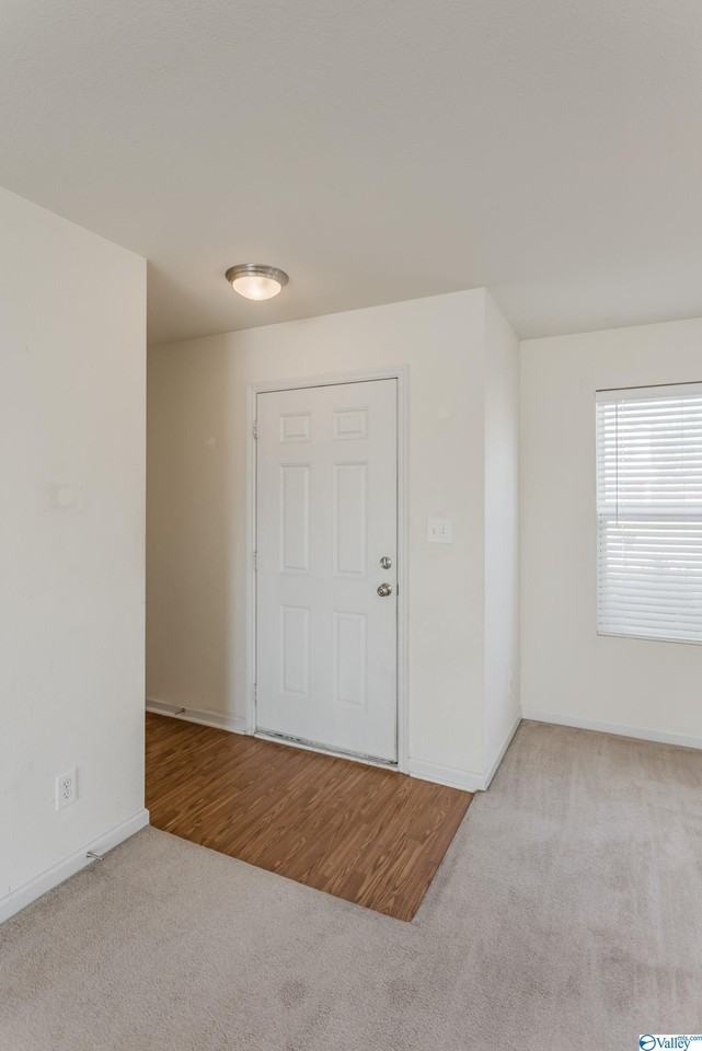 105 Bayside Ln #1 - Photo 2 of 24