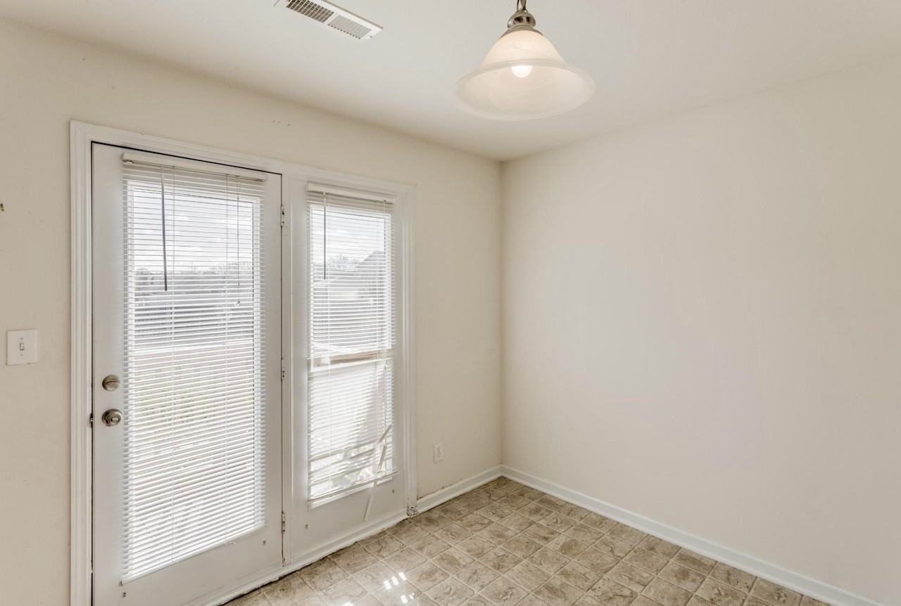 105 Bayside Ln #1 - Photo 7 of 24