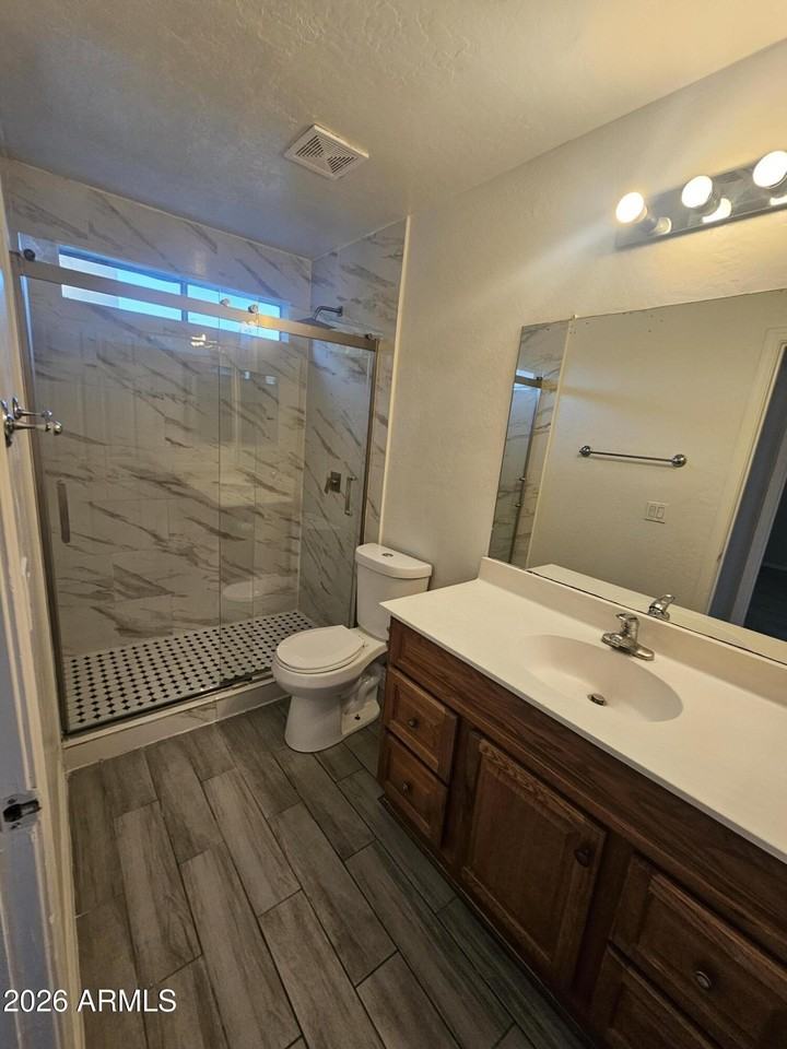 7355 N Black Canyon Hwy #2 - Photo 3 of 12