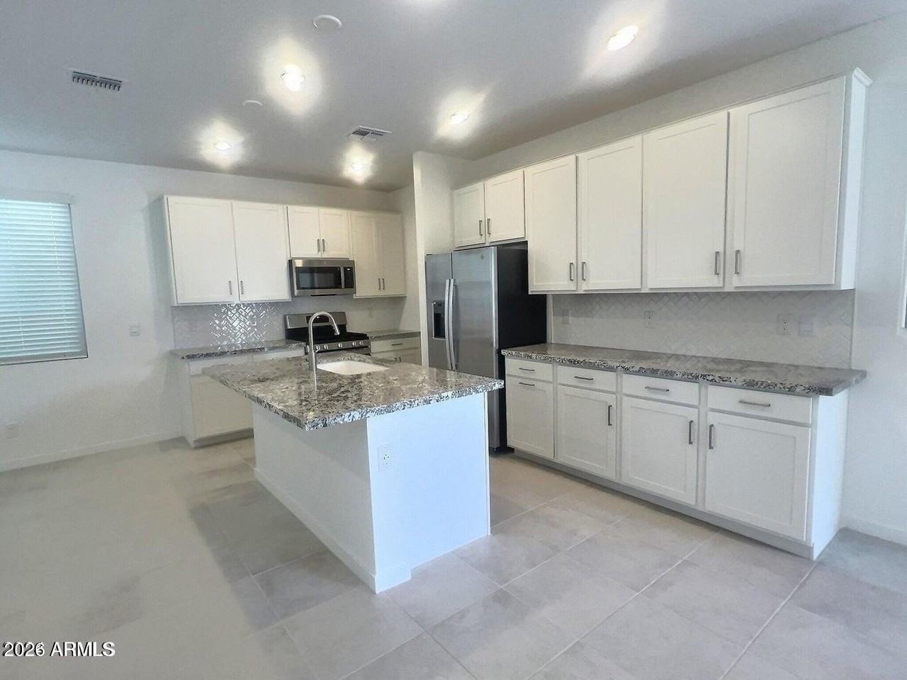 9861 E Tamery Ave - Photo 3 of 13