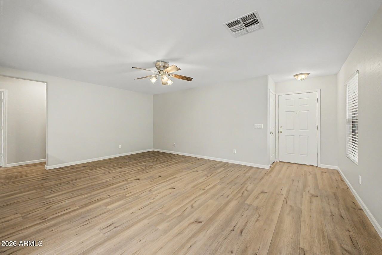 2435 E Olivine Rd - Photo 2 of 23