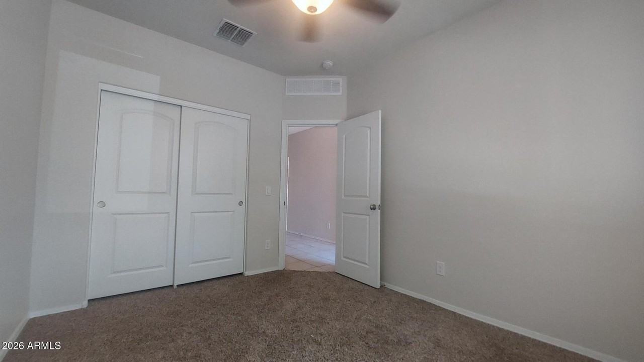 30238 W Verde Ln - Photo 6 of 38