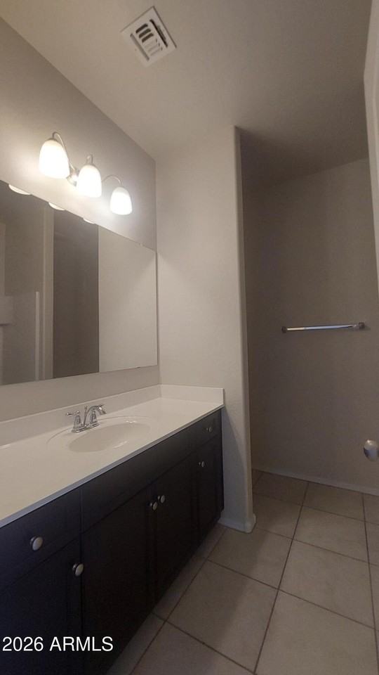 30238 W Verde Ln - Photo 7 of 38