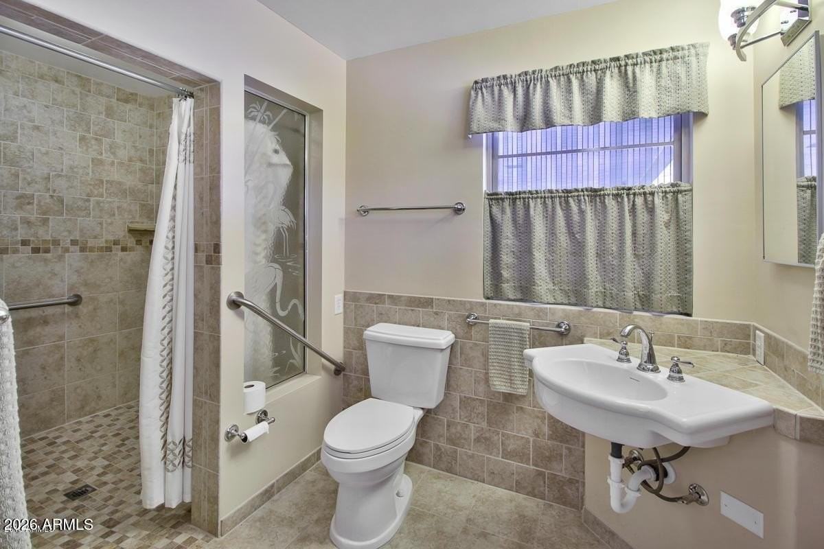 375 S Buena Vista Ave - Photo 3 of 28