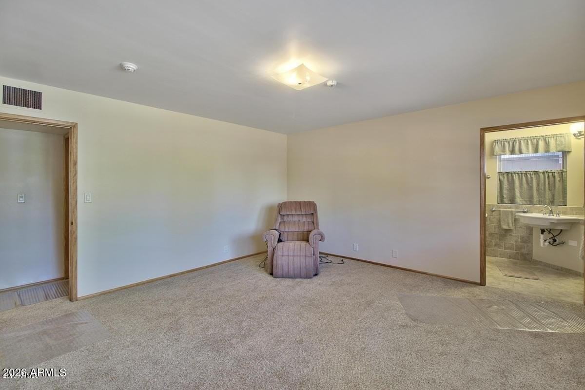 375 S Buena Vista Ave - Photo 7 of 28