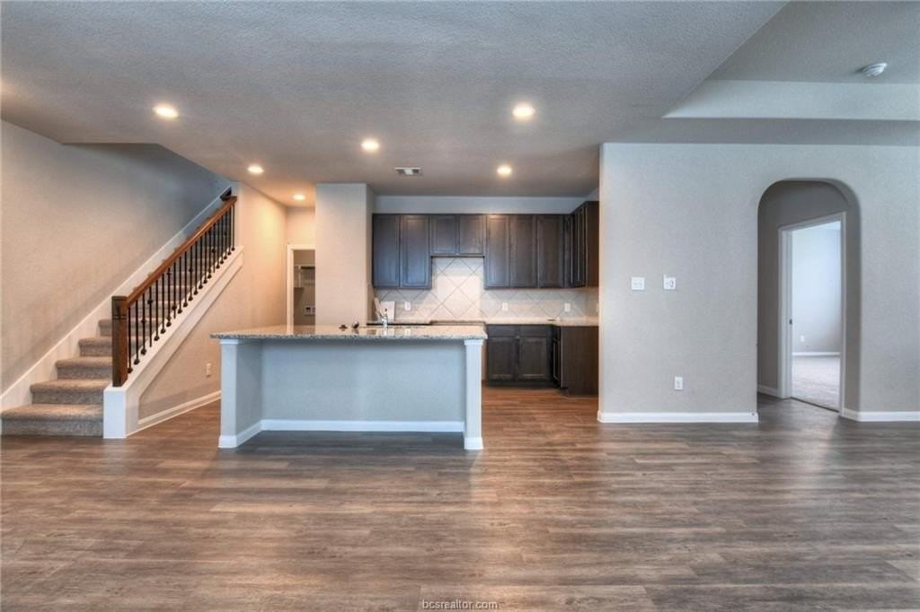 5763 Paseo Pl - Photo 4 of 27
