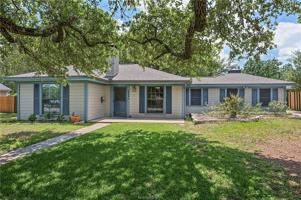 featured image of 1030 Walton Dr