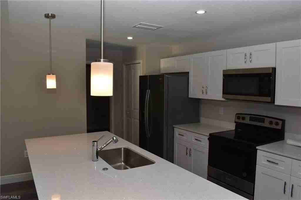 3761 Casco Cir - Photo 3 of 25