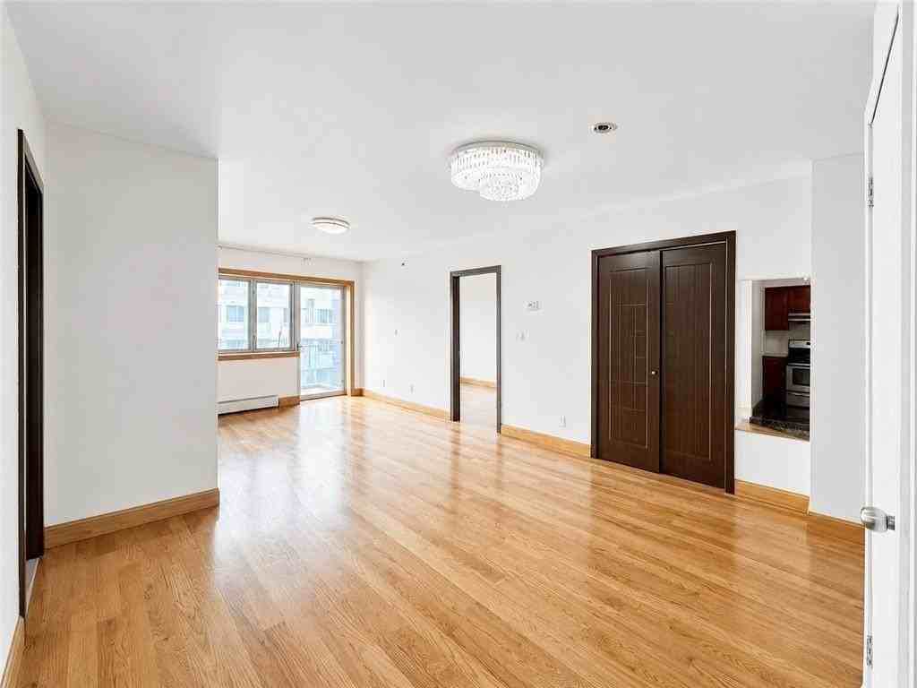 4142 College Point Blvd #6A - Photo 3 of 14
