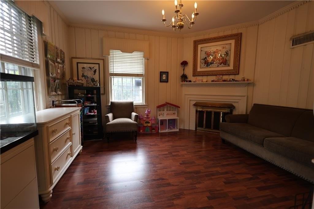 225 3rd St - Photo 5 of 22