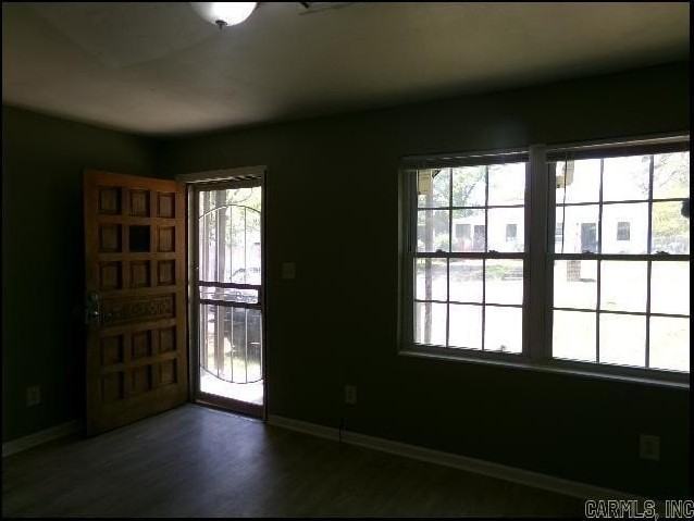 1721 Tulane Ave - Photo 5 of 25