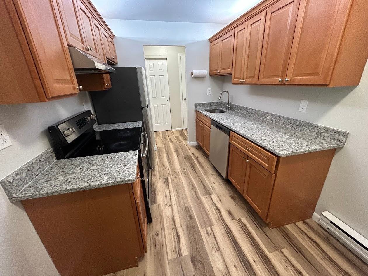 67 Overlook Way #H - Photo 3 of 12