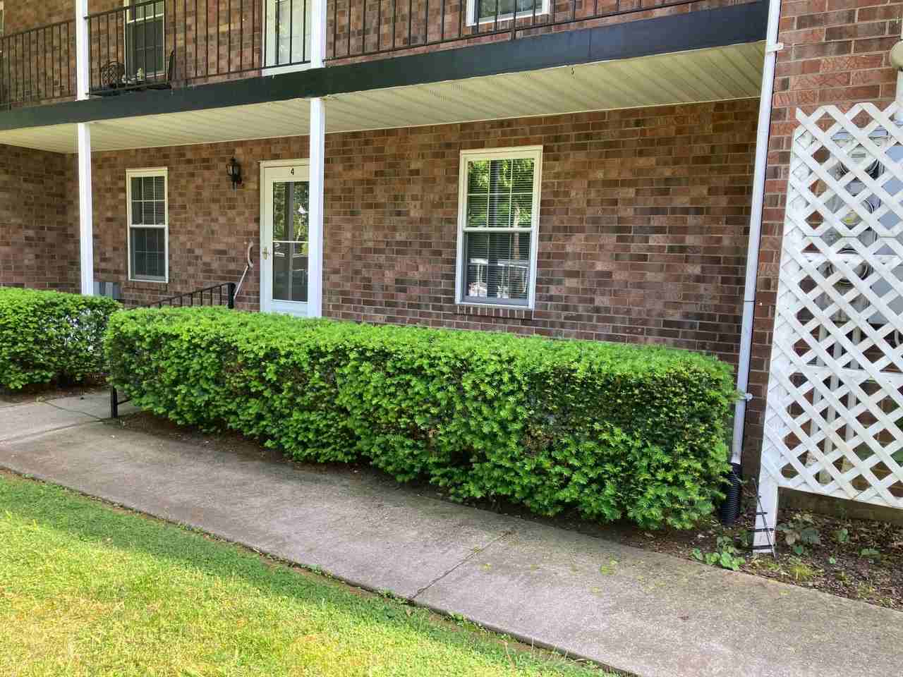 611 E Mountcastle Dr #4 - Photo 4 of 19