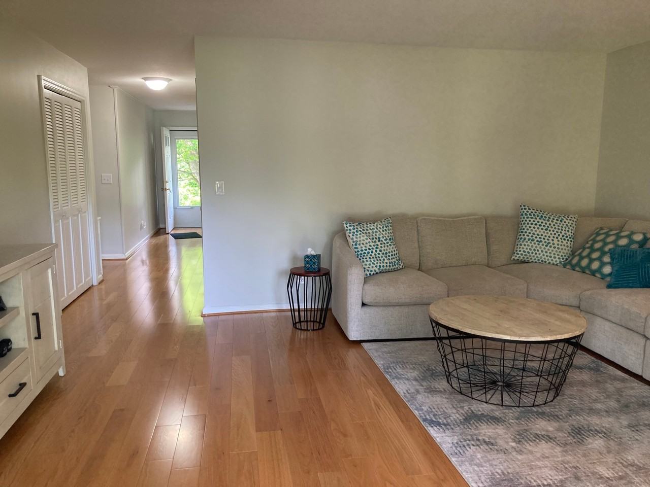 611 E Mountcastle Dr #4 - Photo 7 of 19