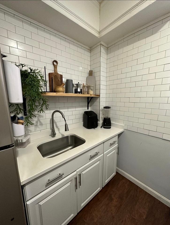 5 Orchard St #1 - Photo 3 of 19