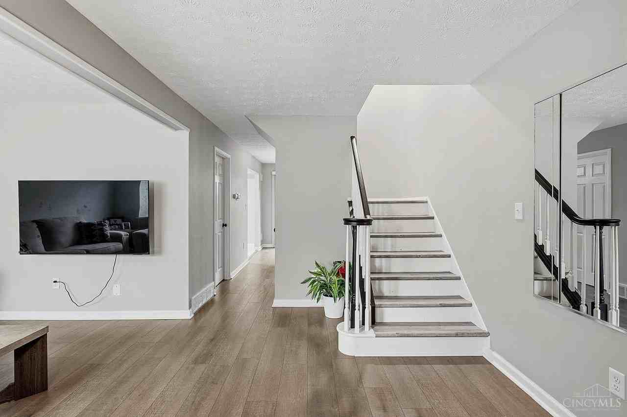 7752 Montgomery Rd #65 - Photo 4 of 35