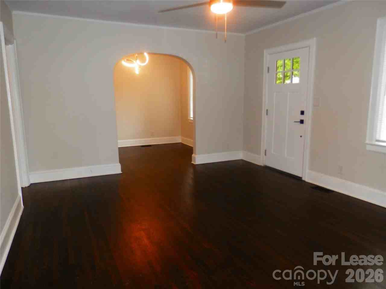 1416 Effingham Rd - Photo 6 of 27