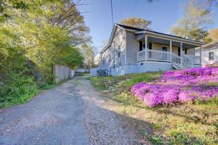 419 N East Ave - Photo 1 of 1
