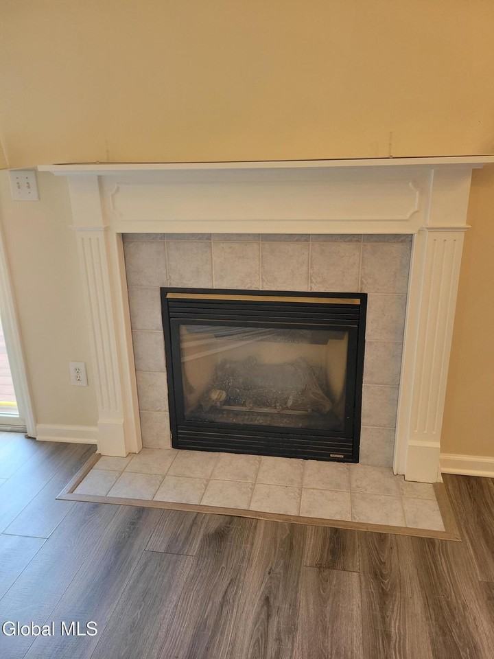 1200 Hillside Ave #902 - Photo 5 of 18