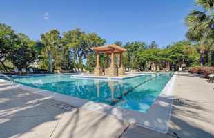 featured image of 125 Pier View St #205