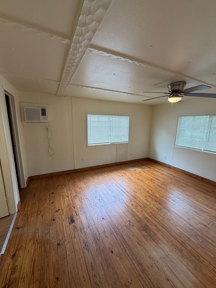 9909 Farris Loop - Photo 5 of 6