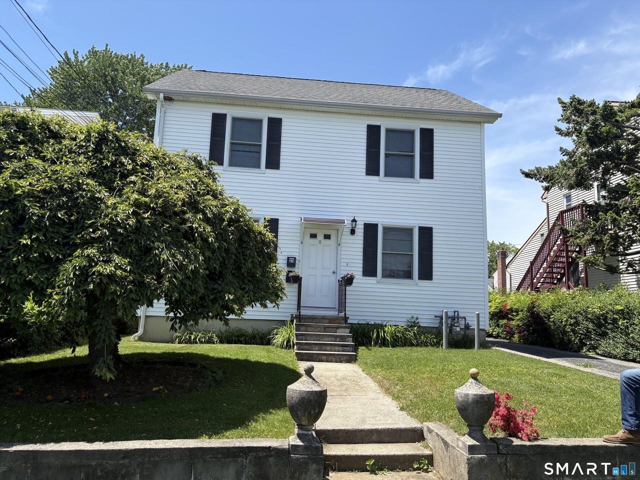 33 Beal St #2 - Photo 3 of 16