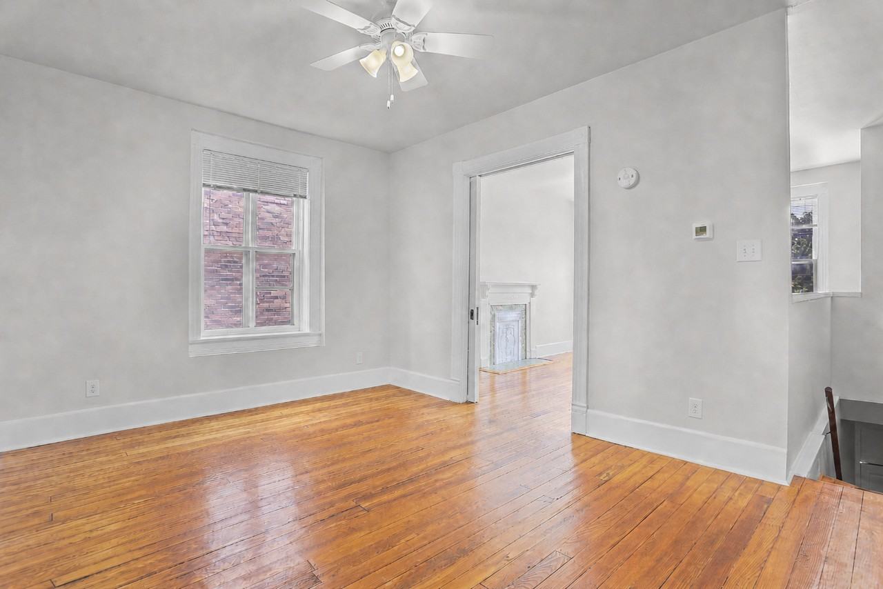 2309 Shenandoah Ave #2309A - Photo 4 of 13