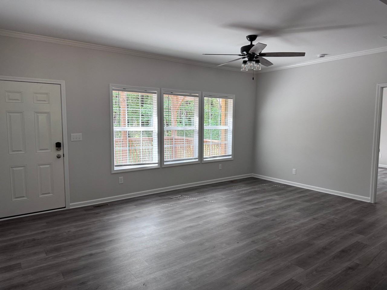 2424 Buckner Clark Rd - Photo 3 of 17