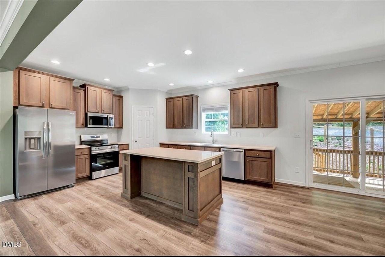 2424 Buckner Clark Rd - Photo 4 of 17