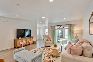 1590 Sw #1101 - Photo 1 of 1