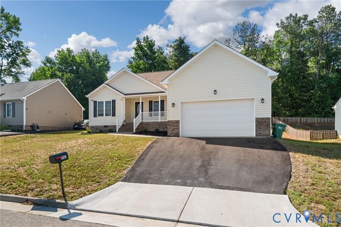 3867 Perthshire Ln - Photo 4 of 46