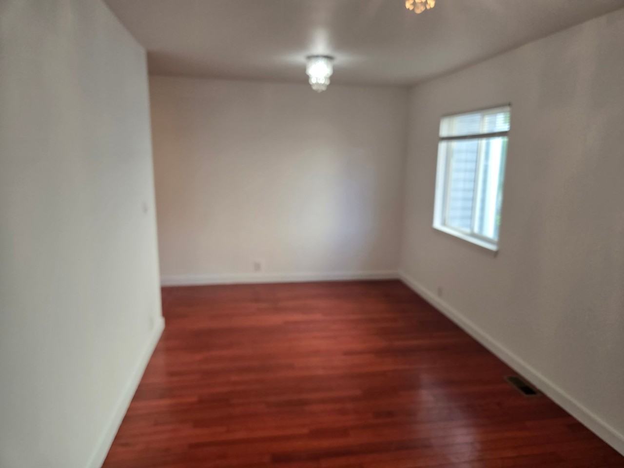 3012 S Bradford Seattle Wa - Photo 2 of 6