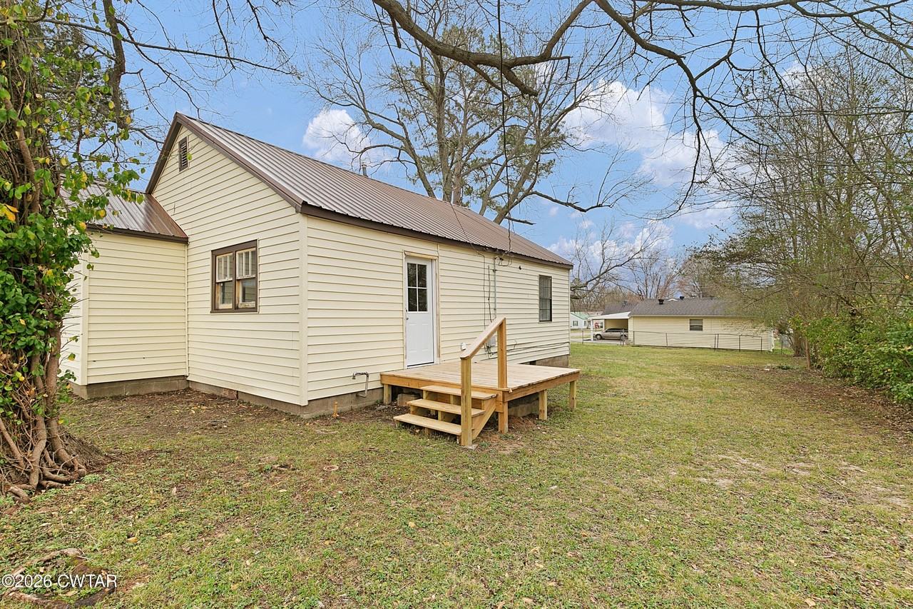 4010 Ennis St - Photo 2 of 16