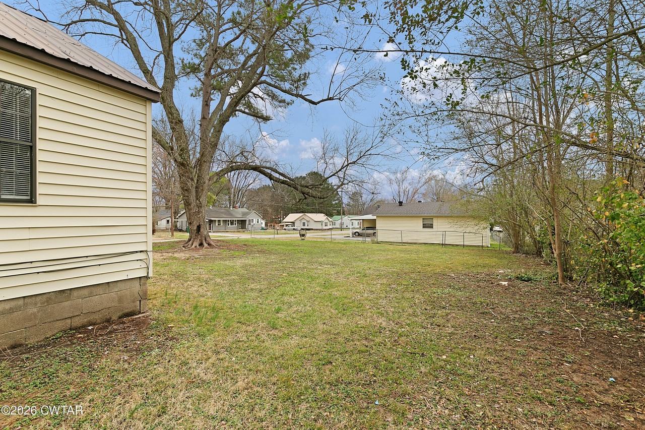 4010 Ennis St - Photo 3 of 16