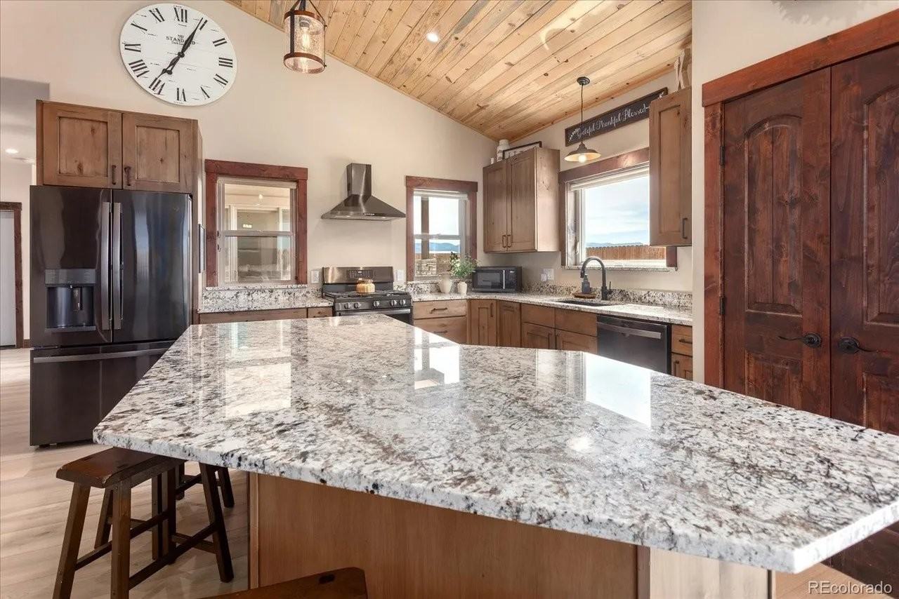 144 Grouse Rd - Photo 7 of 17