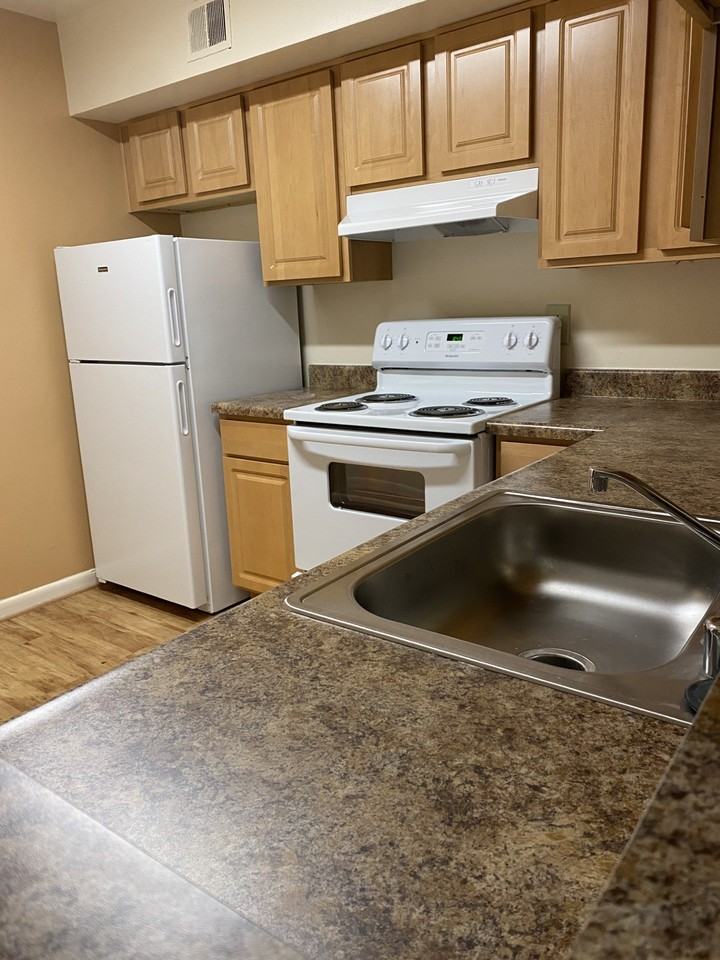 3502 Commodore Joshua Barney Dr Ne #302 - Photo 2 of 5